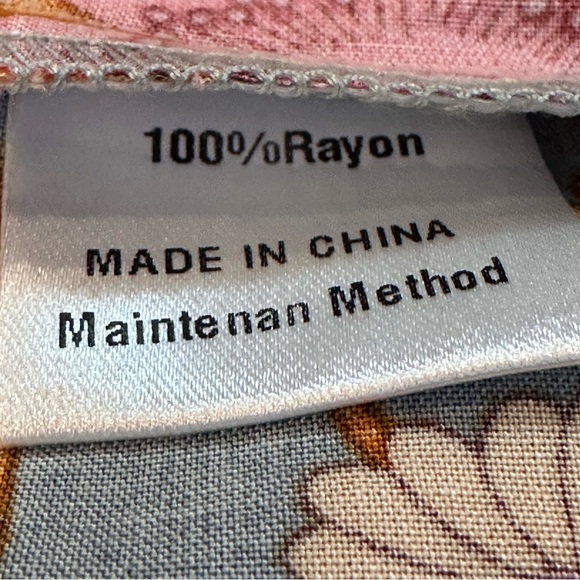 Zesica maxi floral halter dress.  Size XL - Picture 5 of 7